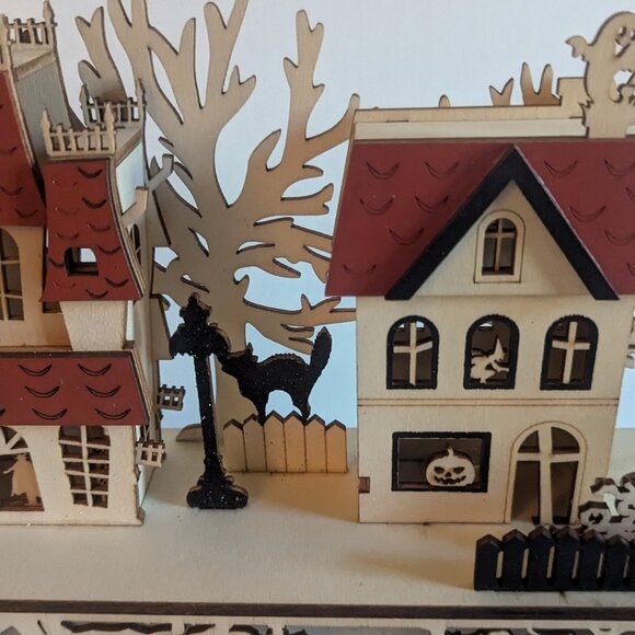 NWT LED Martha Stewart Home Halloween Haunted House JOL Bat Trees Cat Decoration - Picture 13 of 16